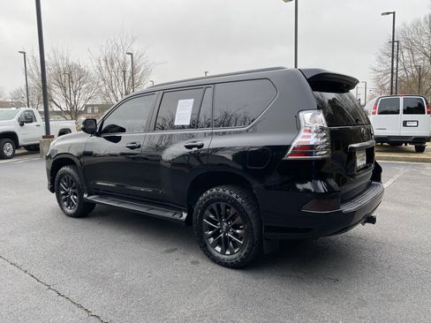 Used 2021 Lexus GX 460 Premium w/ Premium Package image 7