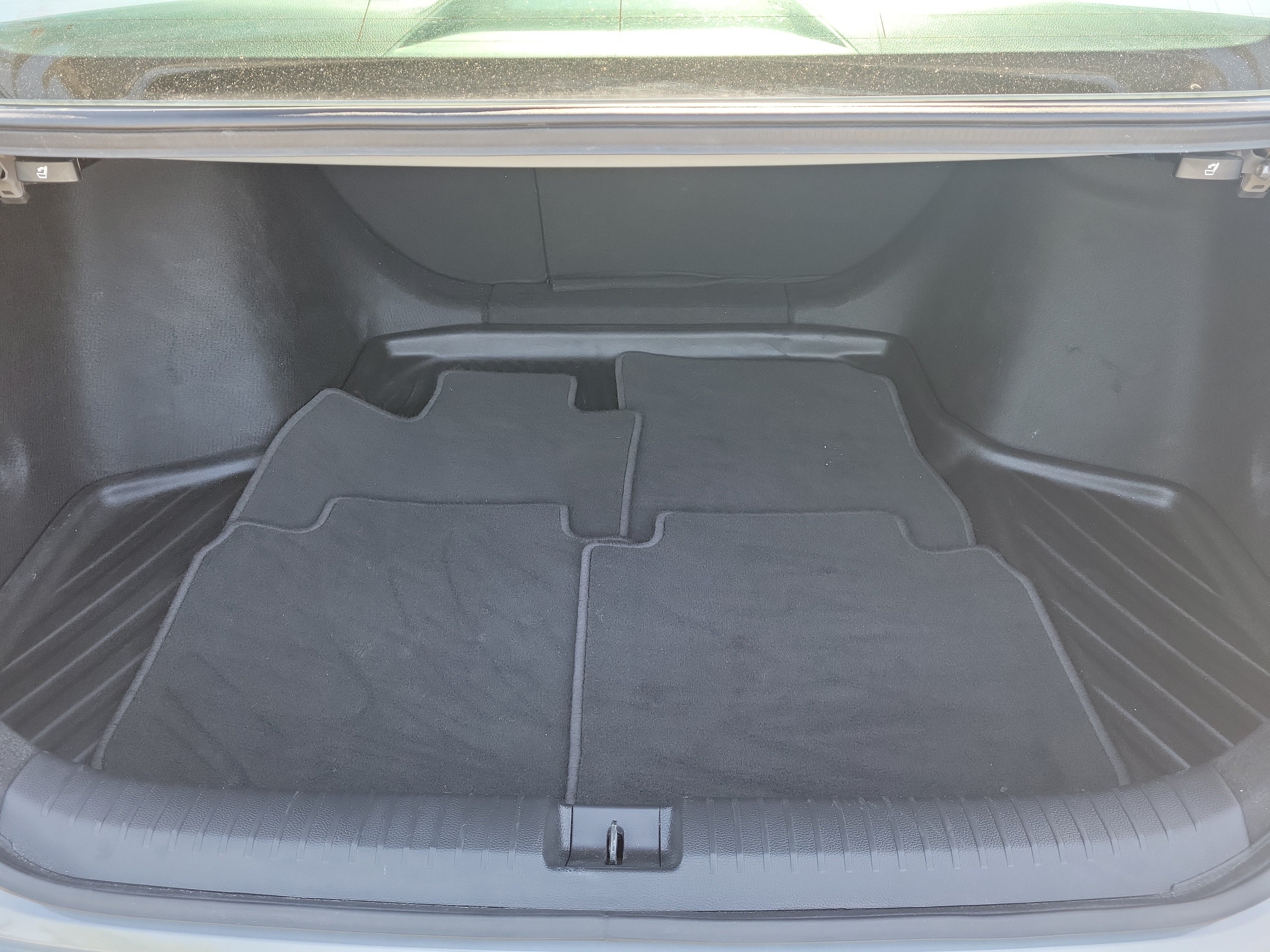Used 2025 Honda Accord Sport image 13