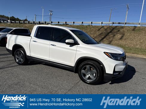 Used 2023 Honda Ridgeline RTL-E image 1