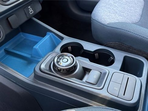 Certified 2025 Ford Maverick XLT image 24