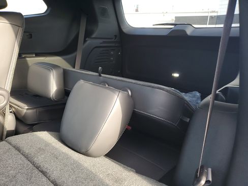 New 2026 Buick Enclave Preferred w/ Power Package image 29