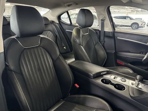 Used 2023 Genesis G70 3.3T RWD image 26