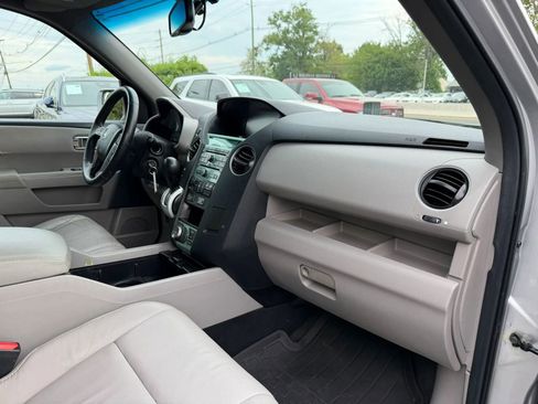 Used 2011 Honda Pilot Touring image 25