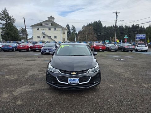Used 2016 Chevrolet Cruze LS image 2