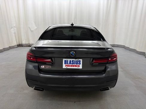 Used 2023 BMW 530i xDrive w/ M Sport Package AWD/4WD image 5