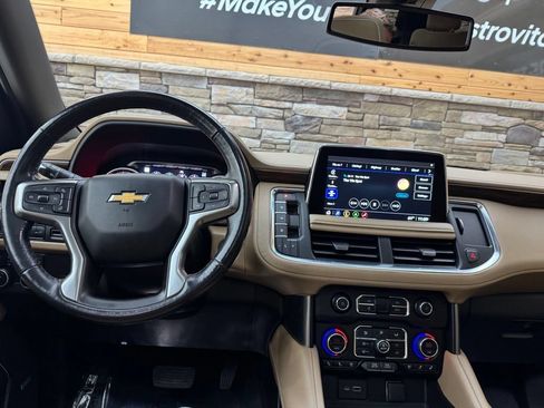 Used 2021 Chevrolet Tahoe Premier AWD/4WD image 16