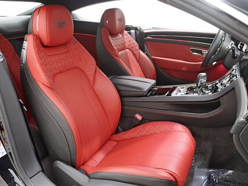 Used 2020 Bentley Continental GT AWD/4WD image 31