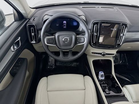 New 2026 Volvo XC40 B5 Plus w/ Protection Package Premier image 23