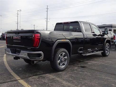 New 2026 GMC Sierra 2500 SLT w/ SLT Premium Package image 6