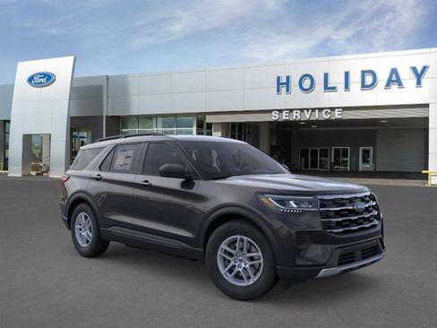 New 2026 Ford Explorer Active RWD image 7