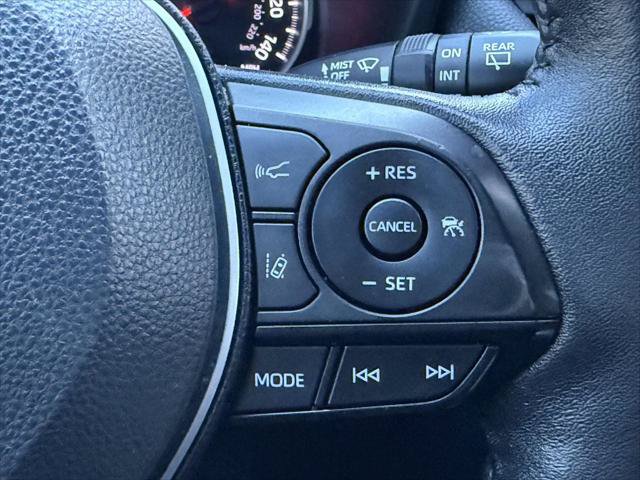 Certified 2022 Toyota RAV4 XLE Premium AWD/4WD image 24