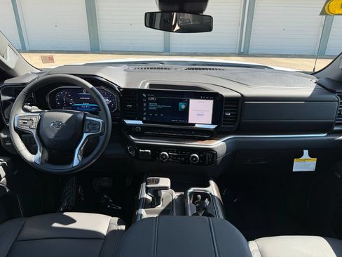 New 2026 Chevrolet Silverado 1500 RST w/ Redline Edition AWD/4WD image 22
