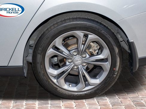 Certified 2024 Honda Accord EX image 38