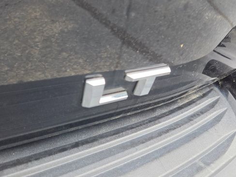 Used 2025 Chevrolet Tahoe LT AWD/4WD image 12