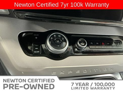 Used 2025 Ford Expedition Max Active AWD/4WD image 11