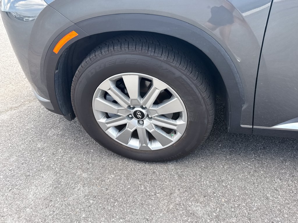 Used 2025 Hyundai Palisade SEL FWD image 14