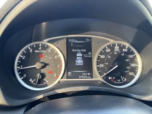 Used 2018 Nissan Sentra SR w/ SR Midnight Edition Package FWD image 23