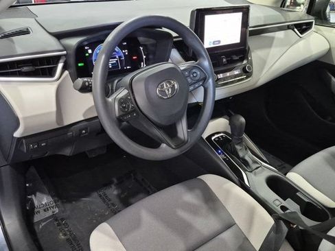 Certified 2026 Toyota Corolla LE w/ LE Premium Package FWD image 8