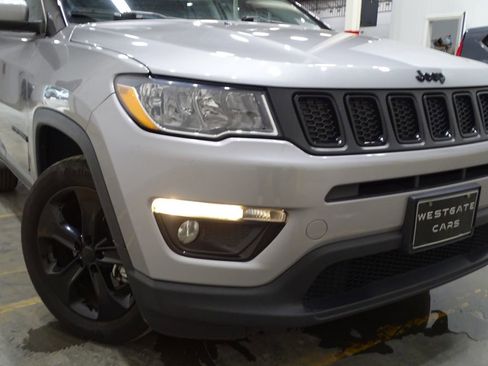 Used 2019 Jeep Compass Altitude image 34