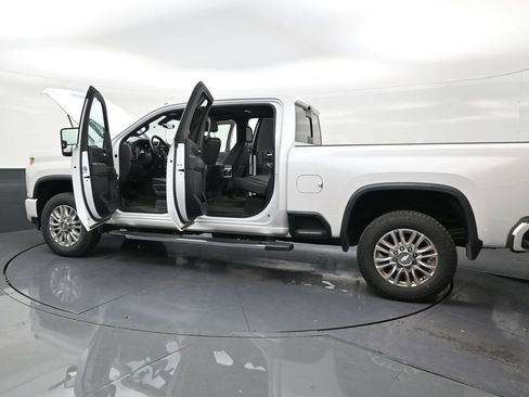 Used 2020 Chevrolet Silverado 2500 High Country w/ Z71 Off-Road Package AWD/4WD image 31