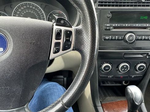 Used 2011 Saab 9-3 Aero FWD image 12