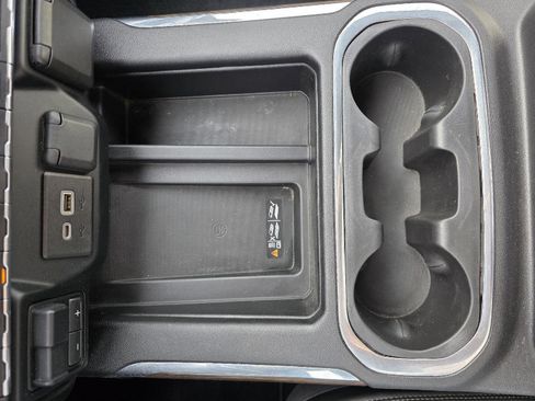 Used 2020 Chevrolet Silverado 2500 High Country w/ Z71 Off-Road Package image 21