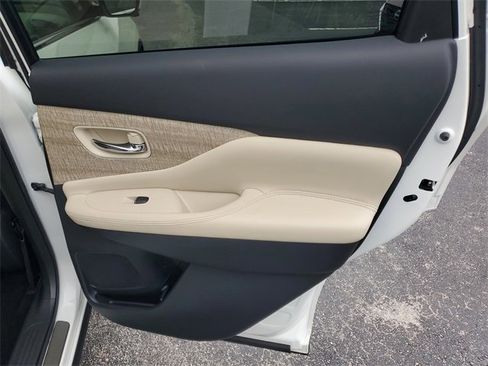 Used 2024 Nissan Murano SL image 33