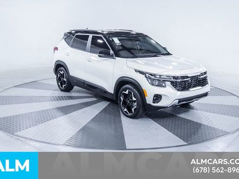 Used 2025 Kia Seltos S FWD image 14
