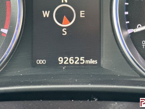 Used 2016 Toyota Highlander XLE AWD/4WD image 34