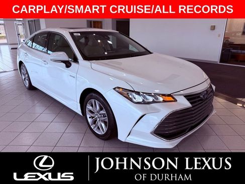 Used 2021 Toyota Avalon XLE w/ Moonroof Package image 1