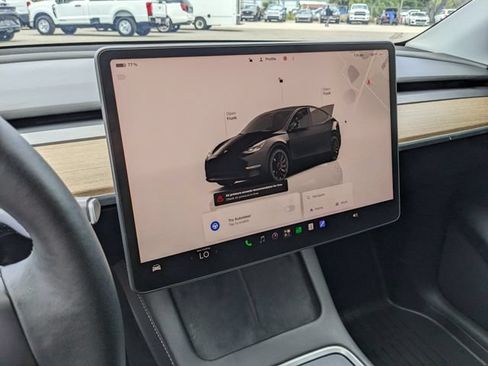 Used 2022 Tesla Model Y Performance AWD/4WD image 23