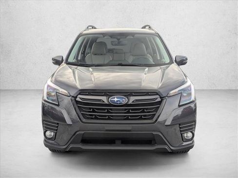 Certified 2023 Subaru Forester Limited image 2