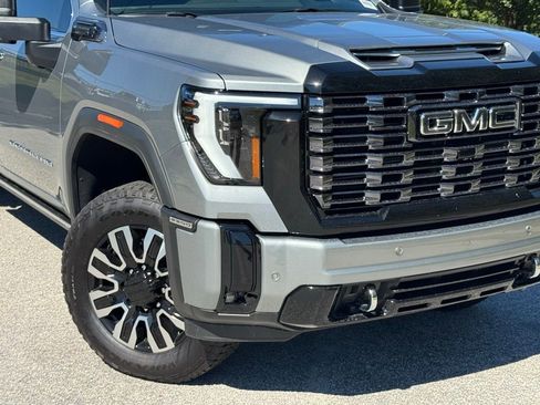 New 2026 GMC Sierra 2500 Denali Ultimate image 6