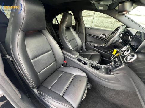 Used 2019 Mercedes-Benz CLA 250 w/ Premium Package image 37