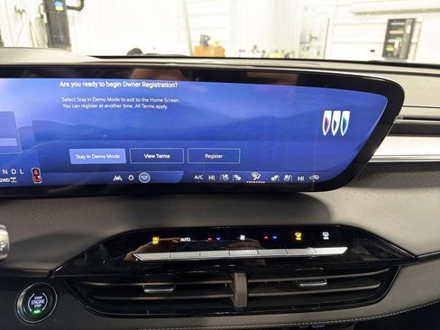 New 2026 Buick Enclave Avenir w/ Super Cruise Package image 22