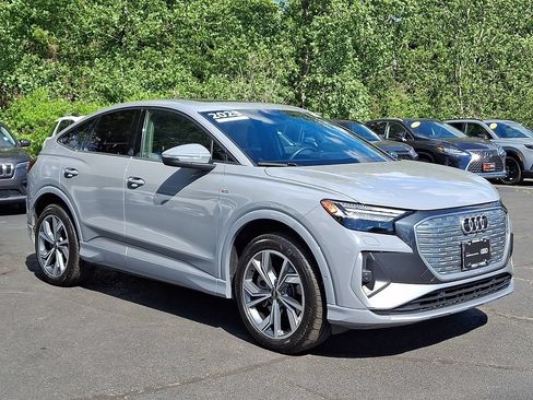Certified 2023 Audi Q4 e-tron Prestige AWD/4WD image 2