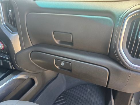 Used 2021 GMC Sierra 1500 SLT image 31