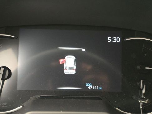 Used 2024 Toyota RAV4 LE FWD image 10