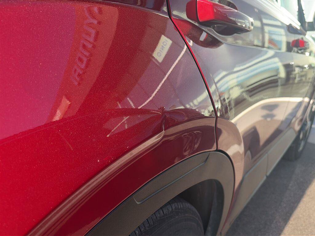 Certified 2022 Hyundai Venue Limited FWD image 9