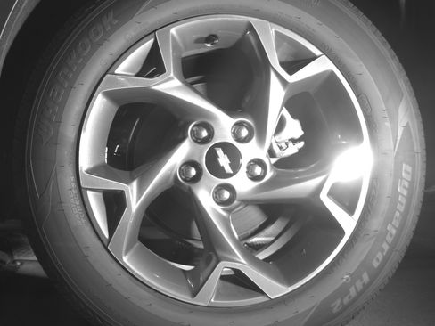 Used 2025 Chevrolet Trax LT w/ LT Convenience Package image 14