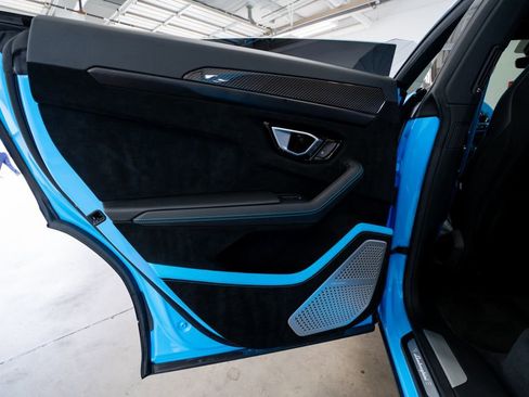 Used 2023 Lamborghini Urus Performante image 61