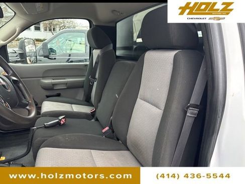 Used 2009 GMC Sierra 3500 W/T w/ Snow Plow Prep Package image 12