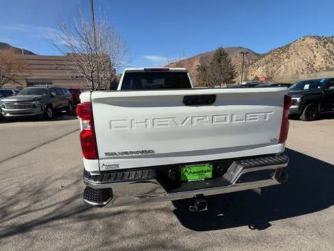 Used 2024 Chevrolet Silverado 2500 LT image 7
