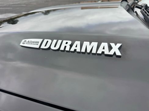 Used 2015 Chevrolet Silverado 2500 LTZ w/ LTZ Plus Package image 13