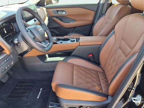New 2026 Nissan Rogue Platinum w/ Platinum Premium Package image 13