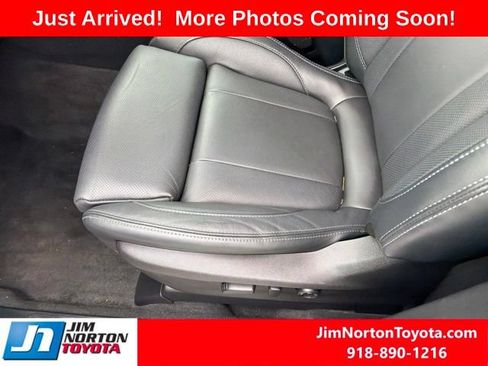 Used 2024 Subaru Ascent Limited AWD/4WD image 12