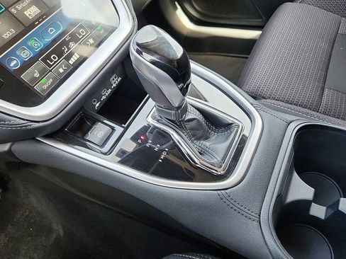 Certified 2025 Subaru Outback Premium w/ Popular Package #1A image 25