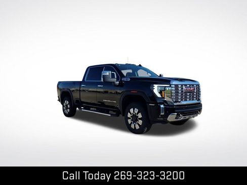 New 2026 GMC Sierra 2500 Denali w/ Denali Reserve Package image 2