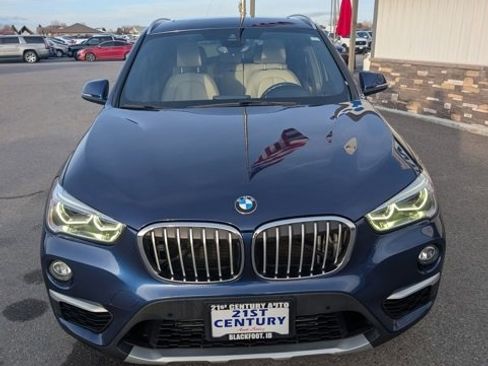 Used 2019 BMW X1 xDrive28i w/ Convenience Package image 2