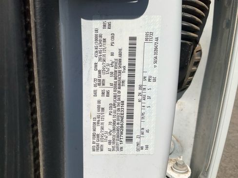 Used 2022 Ford F250 XL w/ Power Equipment Group AWD/4WD image 18